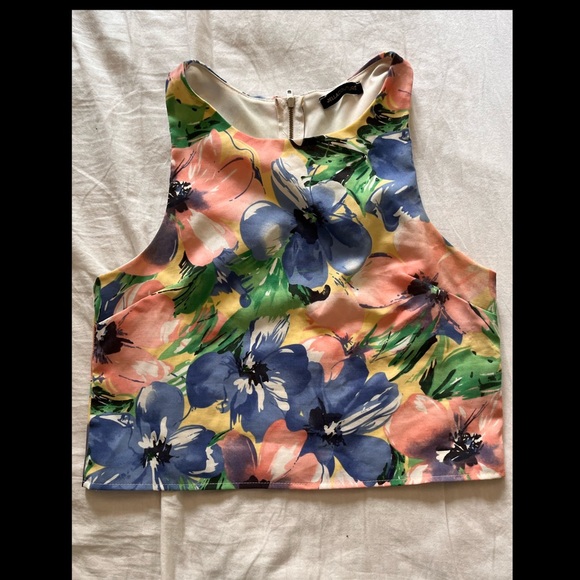 Floral Crop Top Size Medium - Picture 1 of 5